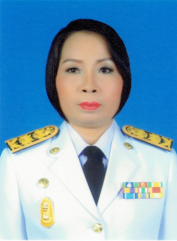 นางสาวจงกล  ทองรอง