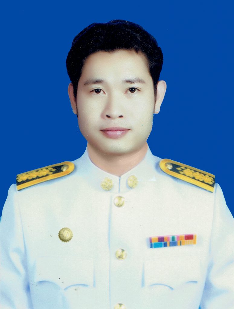 นายมานพ  ทองรอง